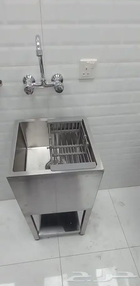 تصنيع طاولات استانلس استيل تايواني أصلي 16