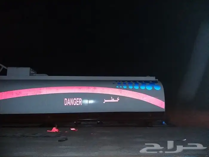 رش بوياتركيب ستكر ارامكو على التوانك والمعدات 7