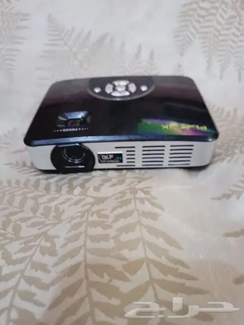 السلام عليكم بروجكتر تعمل على الجوال 3
