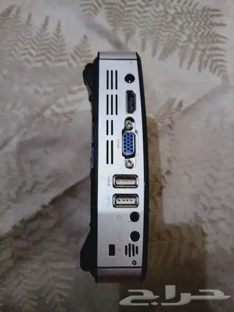 السلام عليكم بروجكتر تعمل على الجوال 0