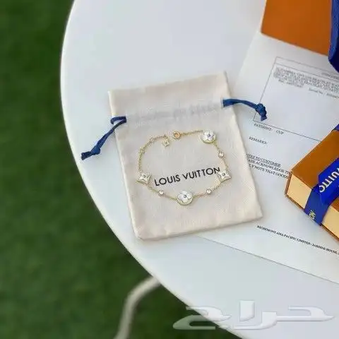 سلاسل او اساور لويس فيتون درجة اولي 25