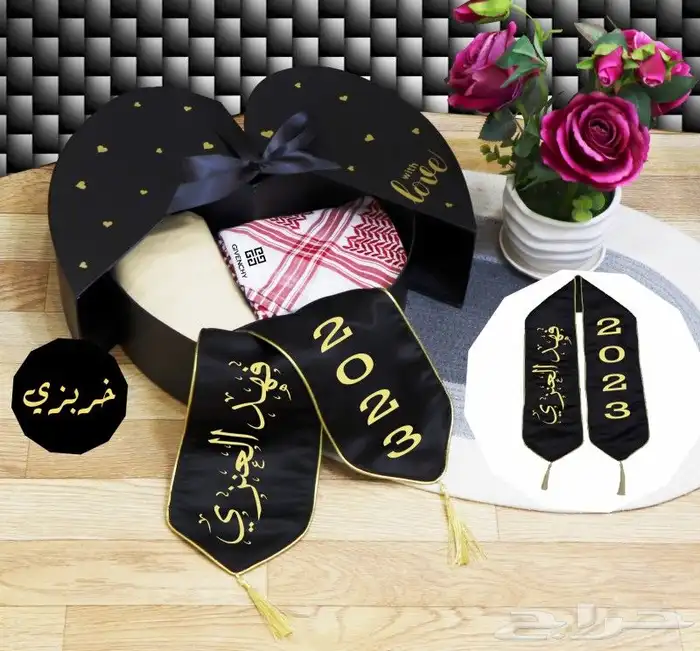 عبايات تخرج رجالي ونسائي وعرايس 10