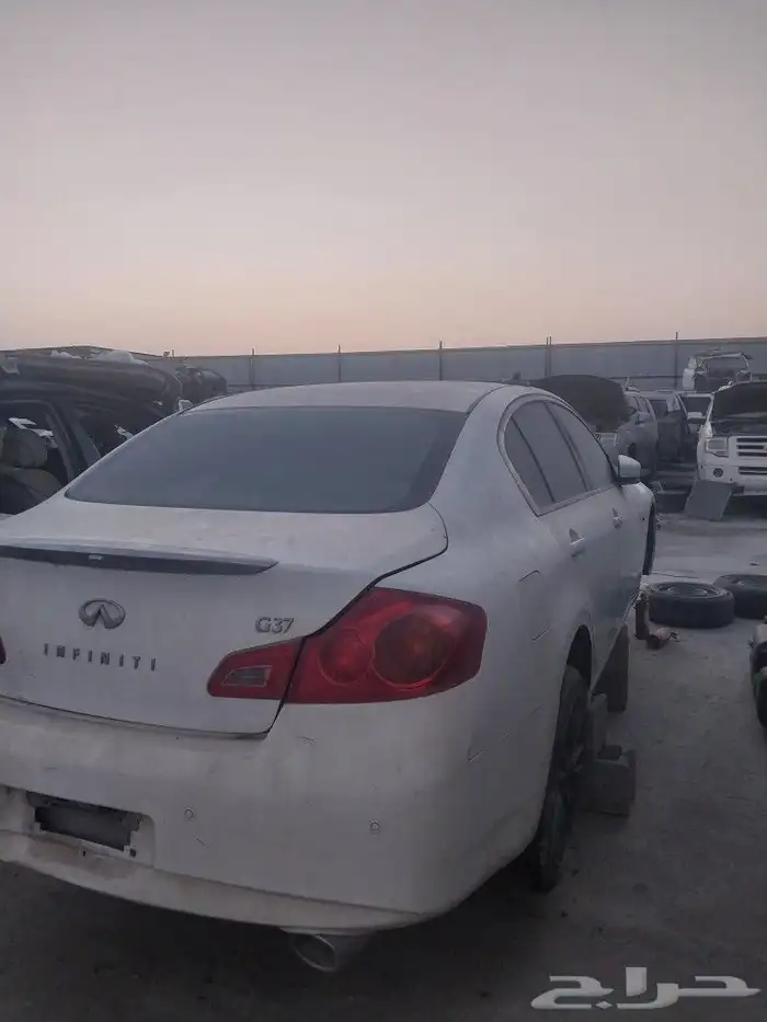 مصدوم انفنتي G37 تشليح قطع غيار 1