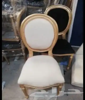 اكسبلور بيع كراسي ديور مستخدم نظيف ج(( )) والطاولات وتفصيل 1