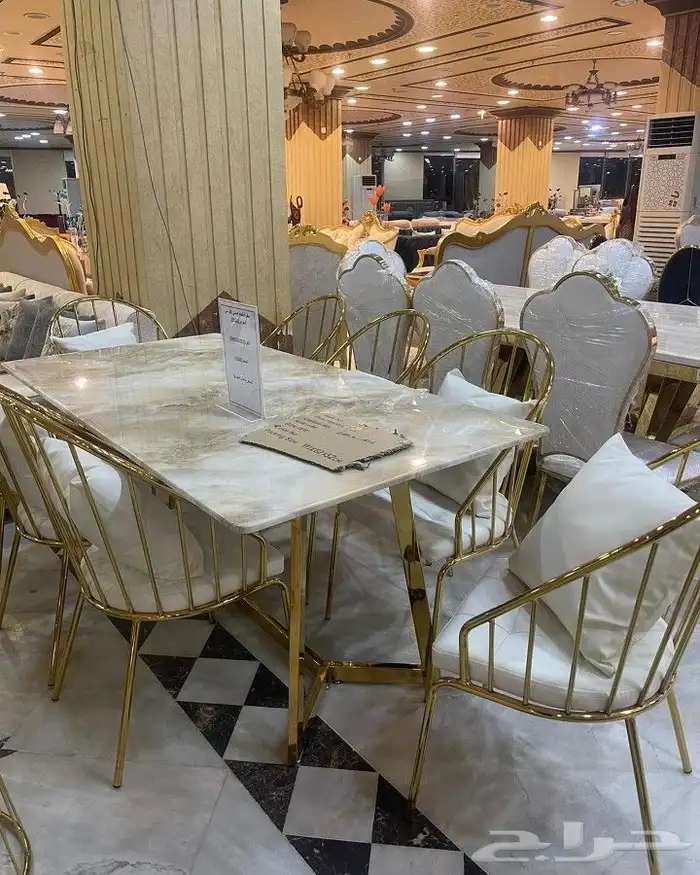 طاولات طعام خشب ورخام وزجاج مودرن باحدث التصاميم 19
