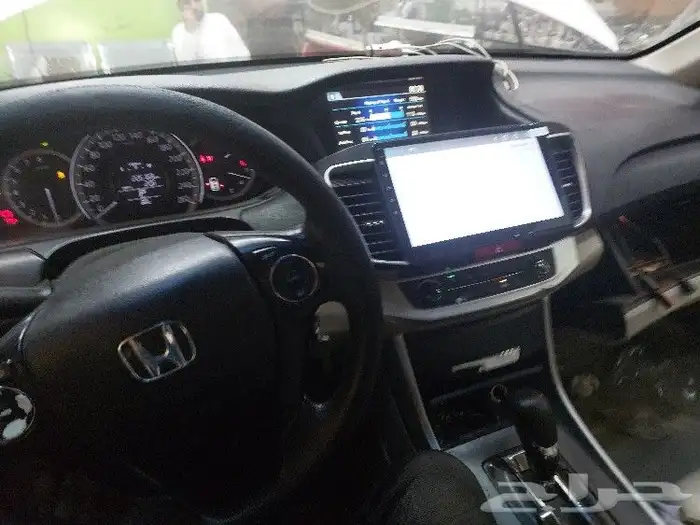 شاشه اكورد 2016بنضام اللا ندرويد حجم 10. تدعم خاصيه كار بلي 2