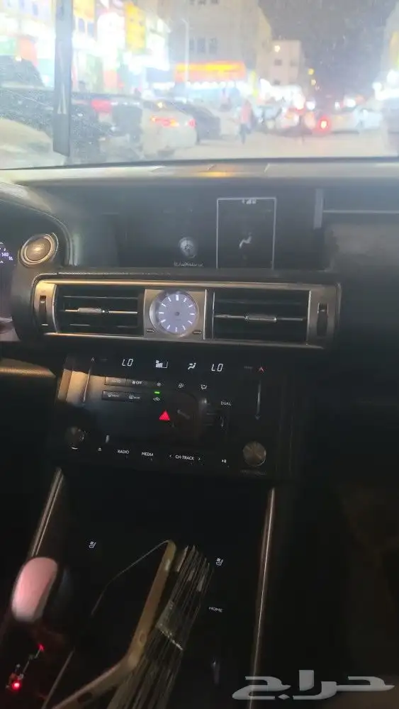 اصلاح مشكلة توقف الصوت لكزس IS 350 اصلاح مضخم الوكالة 2