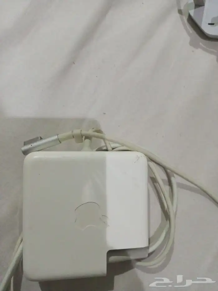 شاحن لابتوب أصلي مستخدم نظيف 5