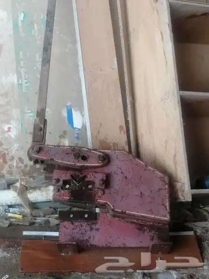 مقص حديد والمنويوم متعدد الاغراض 0