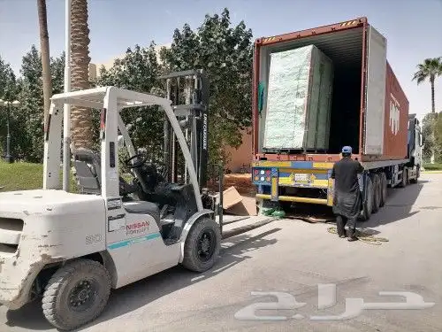 تاجير رافعة شوكية فوركلفت للايجار 3