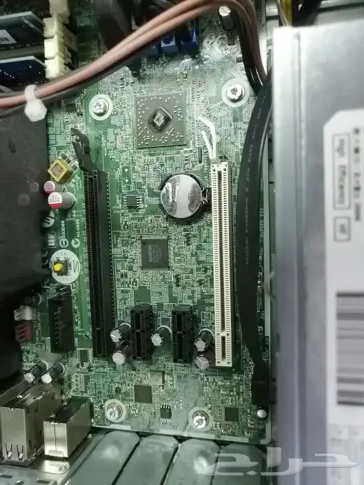 جهاز كمبيوتر مكتبي HP بالشاشة SAMSUNG امريكي 7