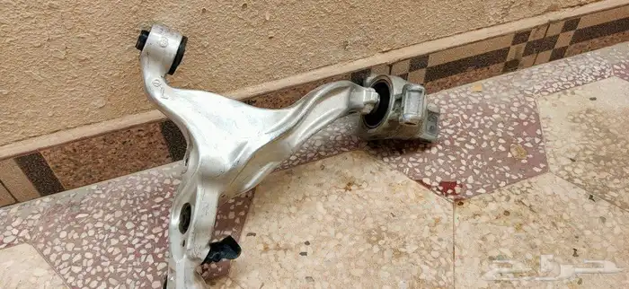 مقص تحت انفنتي Q50 يسار مستعمل شبه جديد 1