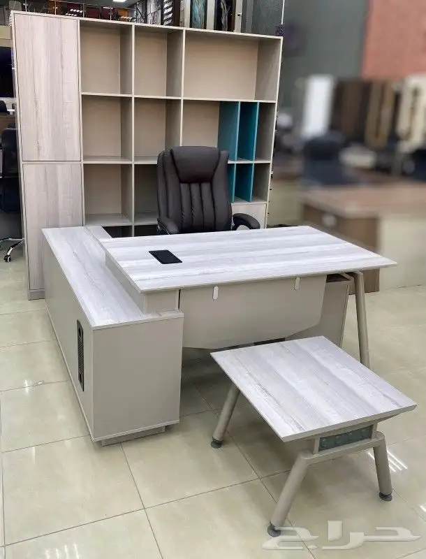 أثاث مكتبي ومنزلي مكاتب مودرن جودة عاليه. 0