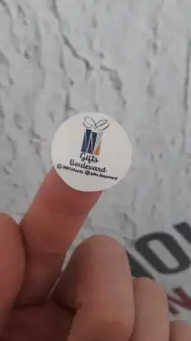 تصميم و طباعة الاستيكر جودة 8K 2