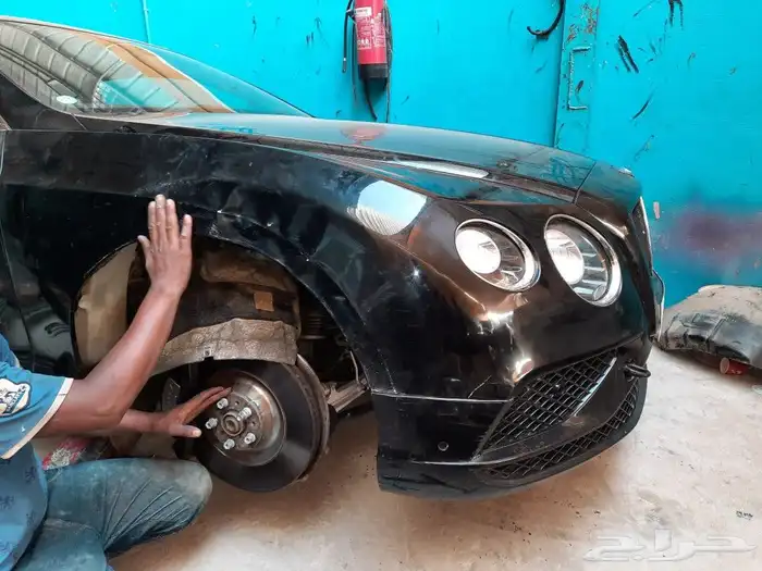 صدام بنتلي 16