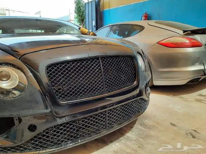 صدام بنتلي 12
