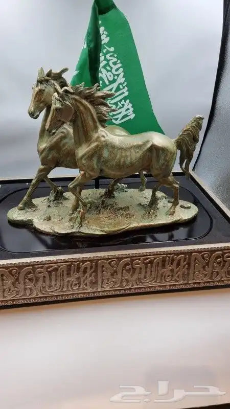 صناديق علب هدايا مجسمات خيول مناسبات 0