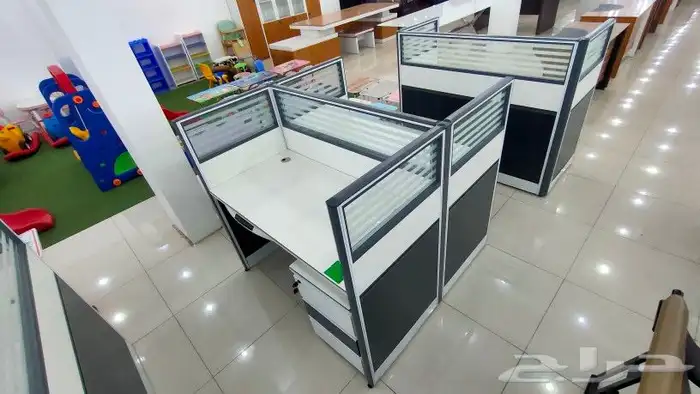 كراسي جامعات طاولات مدرسيه 25