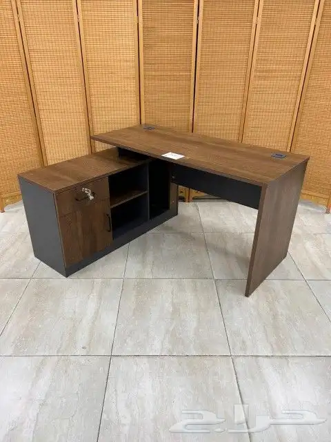 مكاتب مميزه وكراسي ودولاب 7