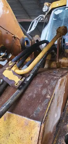 مكنيك وحداده وصيانة جميع المعدات الثقيله 3