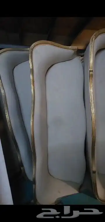 اكسبلور بيع كراسي ديور مستخدم نظيف ج(( )) والطاولات وتفصيل 11