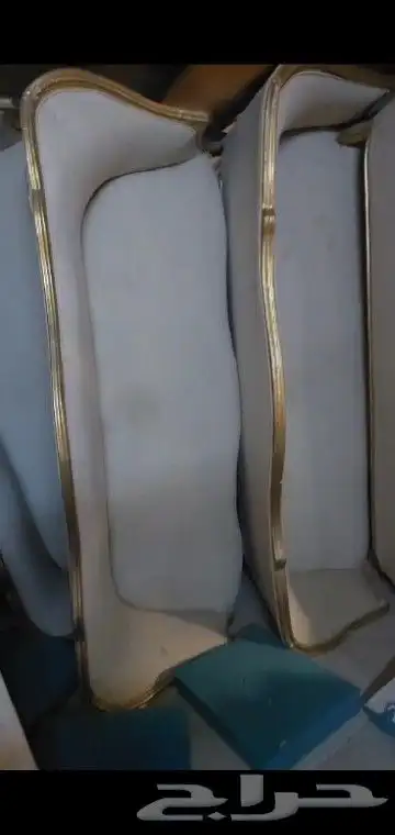 اكسبلور بيع كراسي ديور مستخدم نظيف ج(( )) والطاولات وتفصيل 10