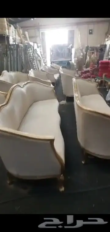 اكسبلور بيع كراسي ديور مستخدم نظيف ج(( )) والطاولات وتفصيل 7