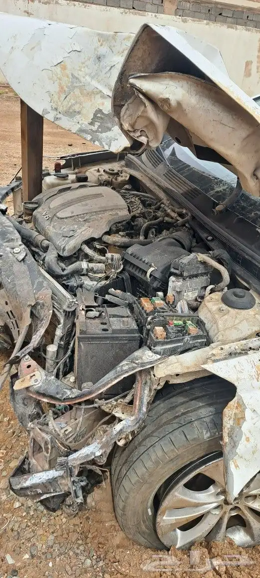 للبيع قطع ازيرا 2014 تشليح 1