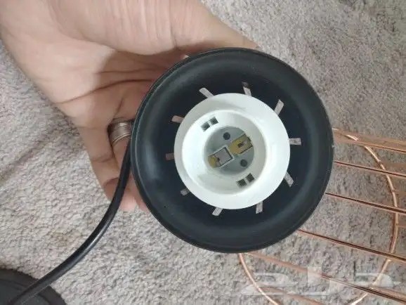 مصباح متدل من سويتش 3