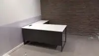 تصنيع مكاتب بأشكال متنوعة 13