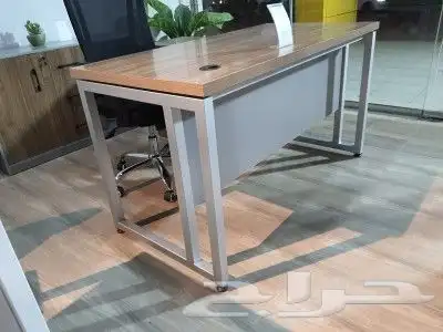 تصنيع مكاتب بأشكال متنوعة 10