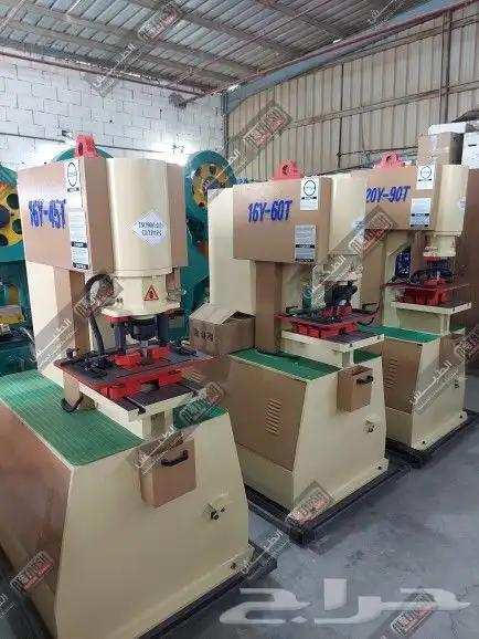 مكبس بنش هيدروليك 90 طن Hydraulic punching Machines 2