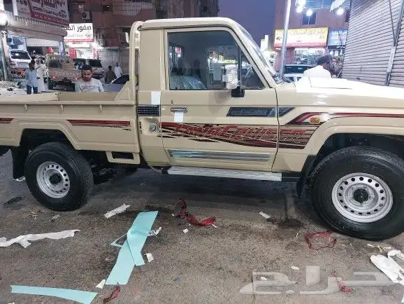 يوجد لدينا إكسسوارات جيب لاندكروزروشاص ولكزس واف جي 1