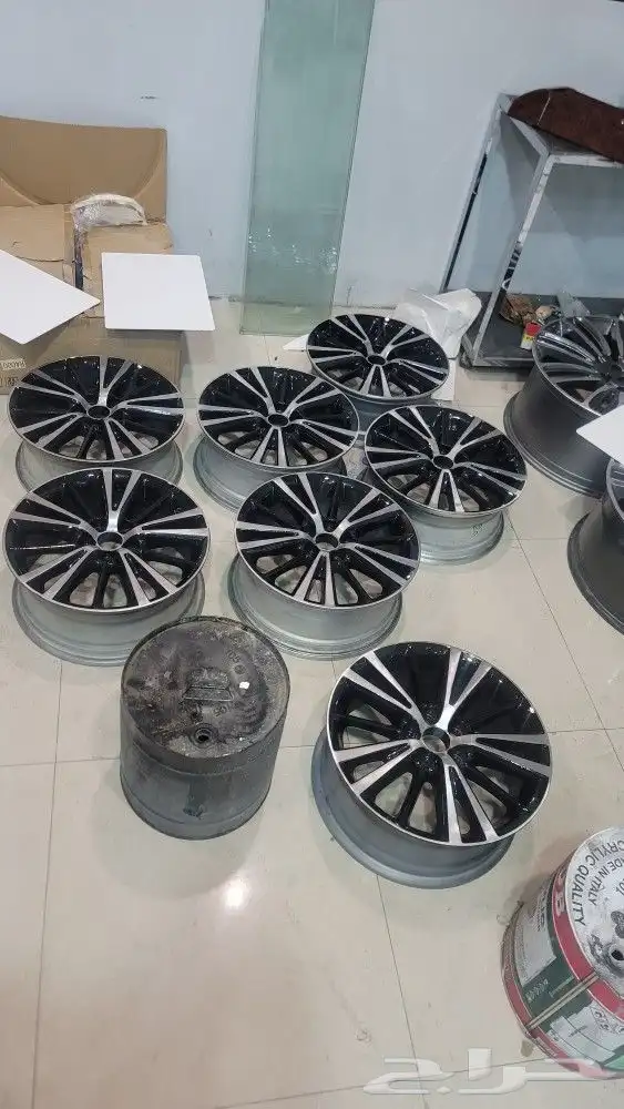 يوجد لدينا رش مطفي رش لمعه بدي رش جنوط 11
