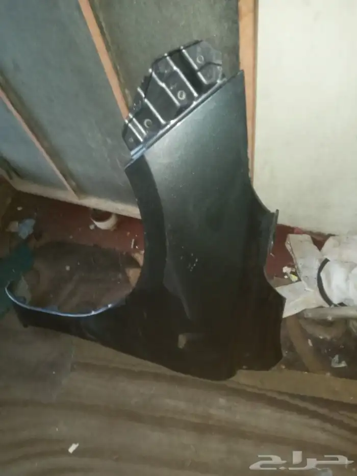 رفرف وصدامات وشنطه يارس 2015 و 20219 11