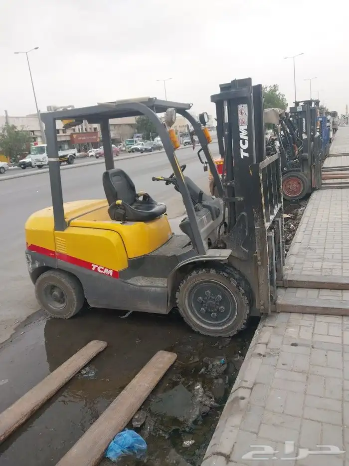 فور كلفت رافعه شوكيه للأيجار اليومي والشهري 0