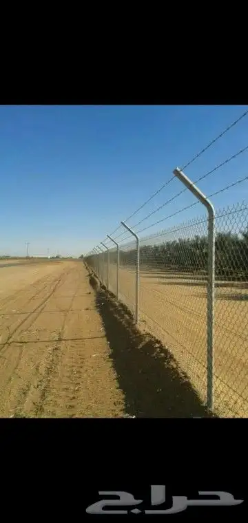 نعمل بتركيب جميع انواع الشبوك والملاعب التوصل 2