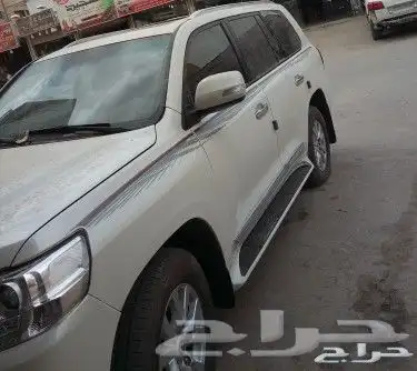 يوجد لدينا خطوط سيارت لندكروز وشاص وربع وهيلكس 13