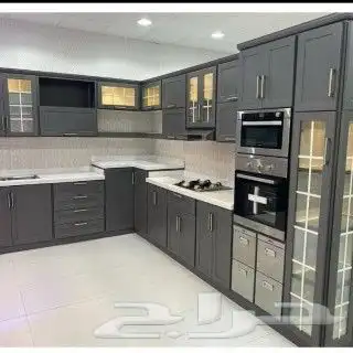 ورشه عالم الابنوس لا اعمال مطابخ الألمنيوم 6