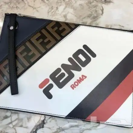 حقائب فندي اليدوية المشهورة 1