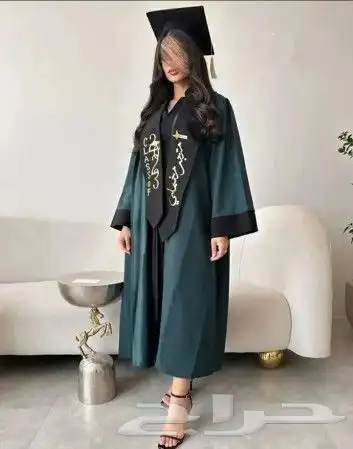 عبايات تخرج 2023 3