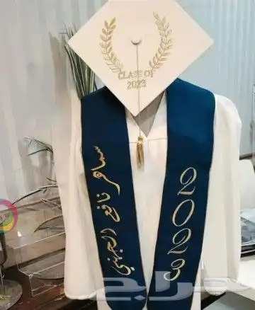 عبايات تخرج 2023 1