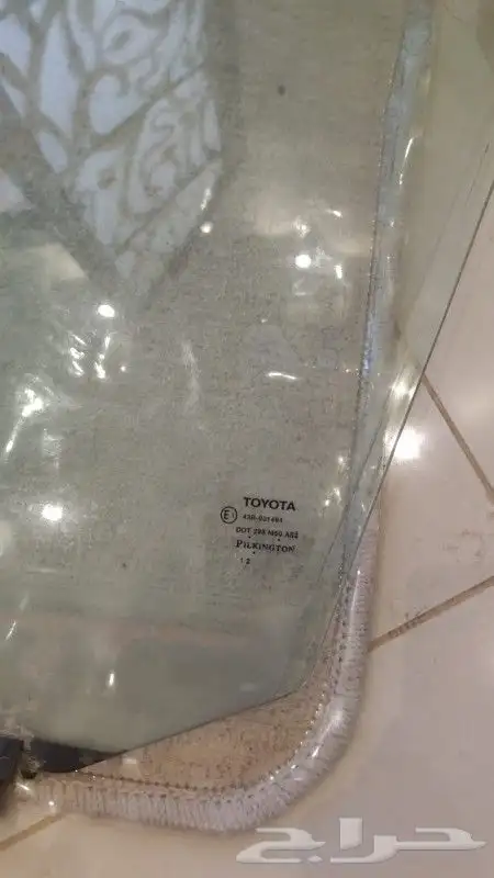 قزازة باب امامي وخلفي يسار كامري 2003 الي 2006 اصلي 0