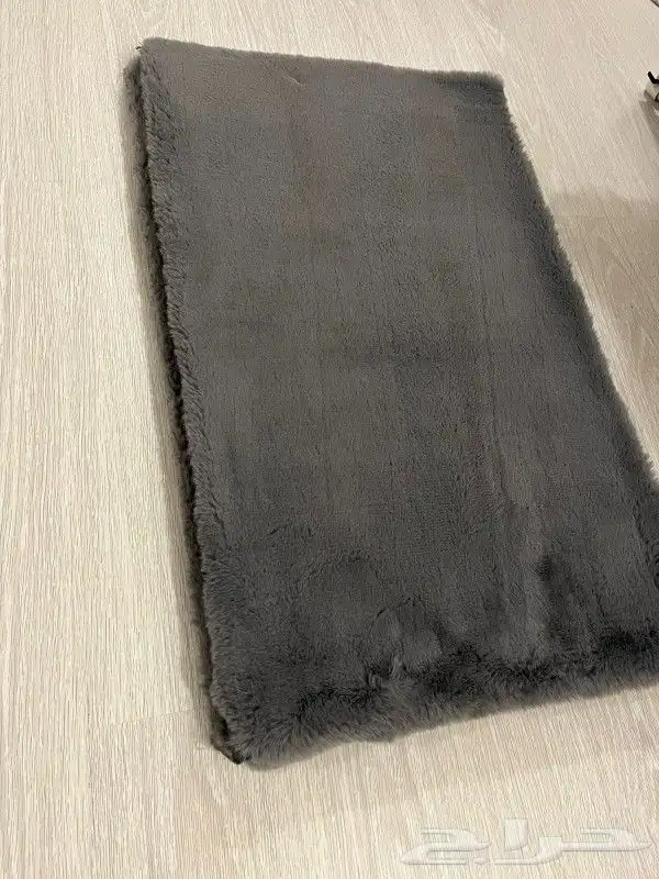 طقم طاولات مع الزولية ودعاسات ابواب 0