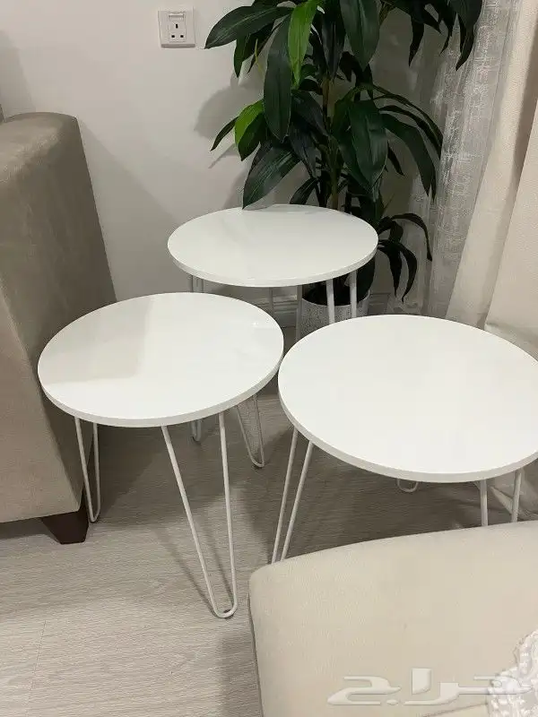 طقم طاولات مع الزولية ودعاسات ابواب 1
