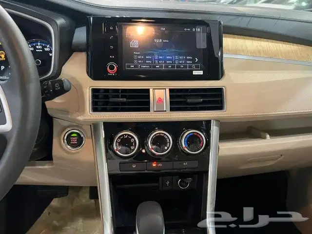 MITSUBISHI XPANDER 2024 FULL 5