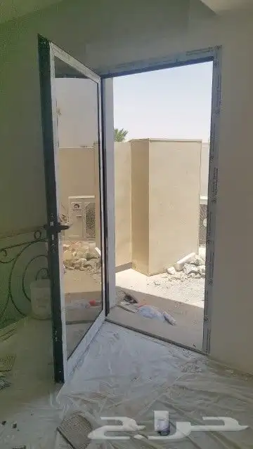 زجاج سكريت وتركيب وجهات والمنيوم 17