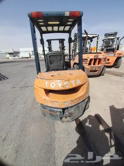 للايجار رافعات 2020 Forklift جميع الأحجام داخل وخارج الرياض 2