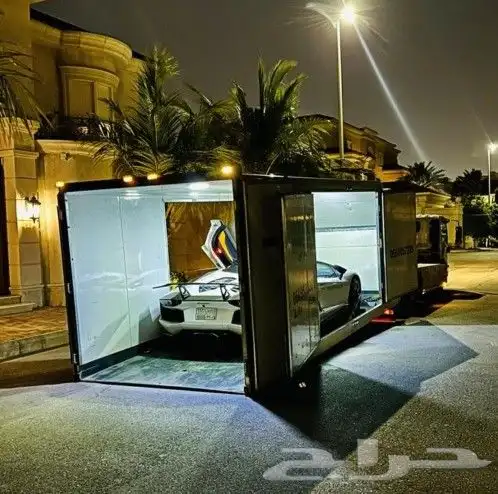 سطحة هيدروليك لشحن و نقل الدراجات و السيارات الى الامارات 3