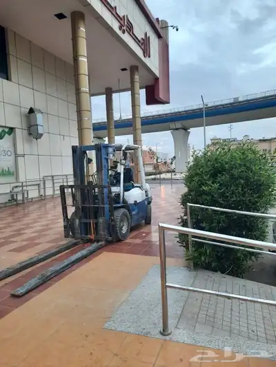 رافعة شوكية للايجار فواركلفت forklift 2020 0
